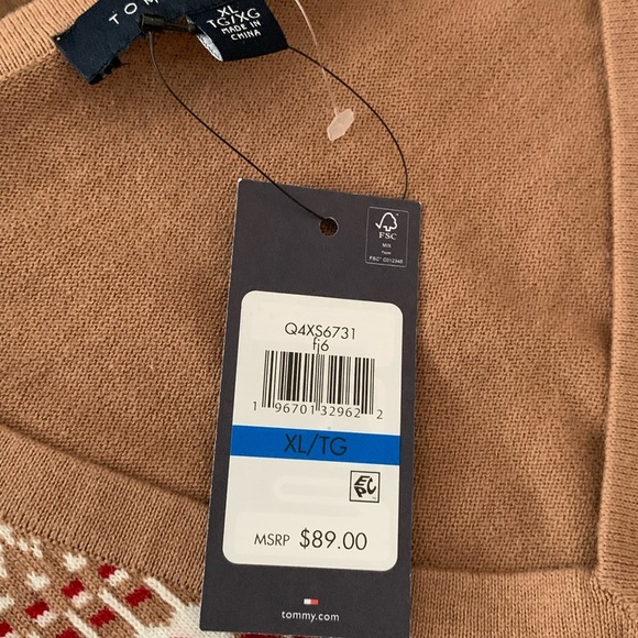 Tommy Hilfiger V-Neck Sweater With 
Zig-Zag Pattern: Size XL - Picture 6 of 6